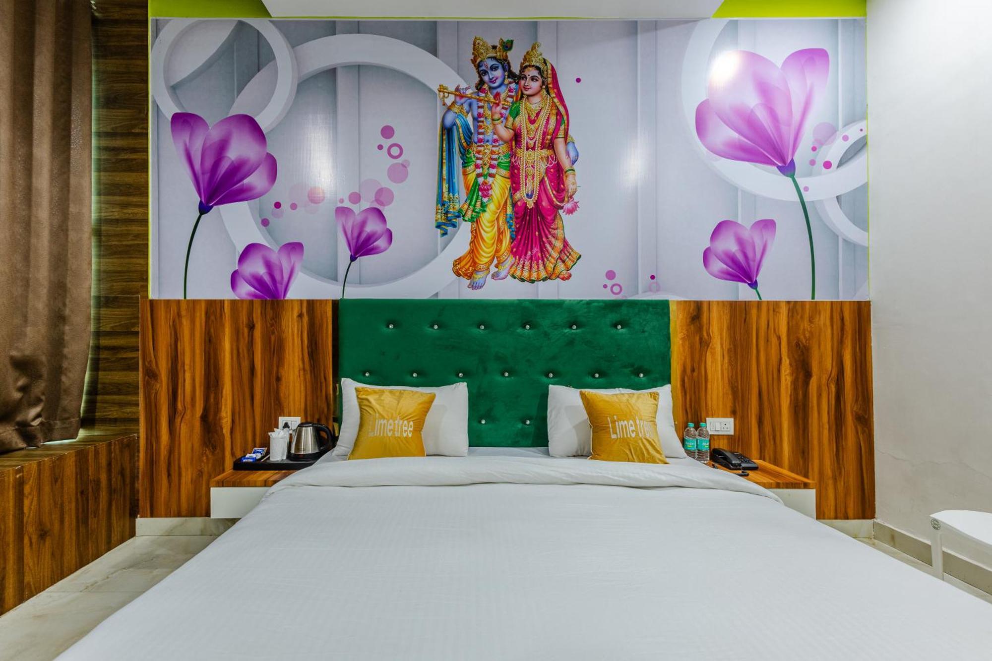 Lime Tree Hotel And Banquet Вриндавана Экстерьер фото