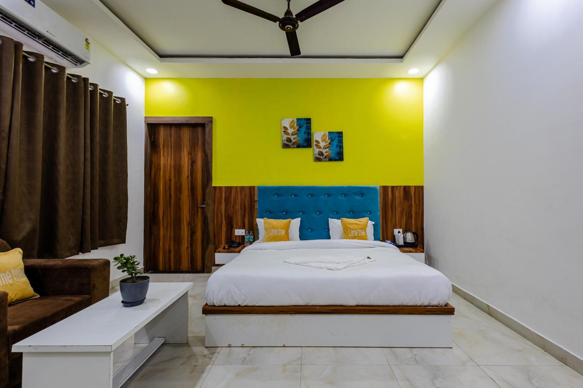 Lime Tree Hotel And Banquet Вриндавана Экстерьер фото