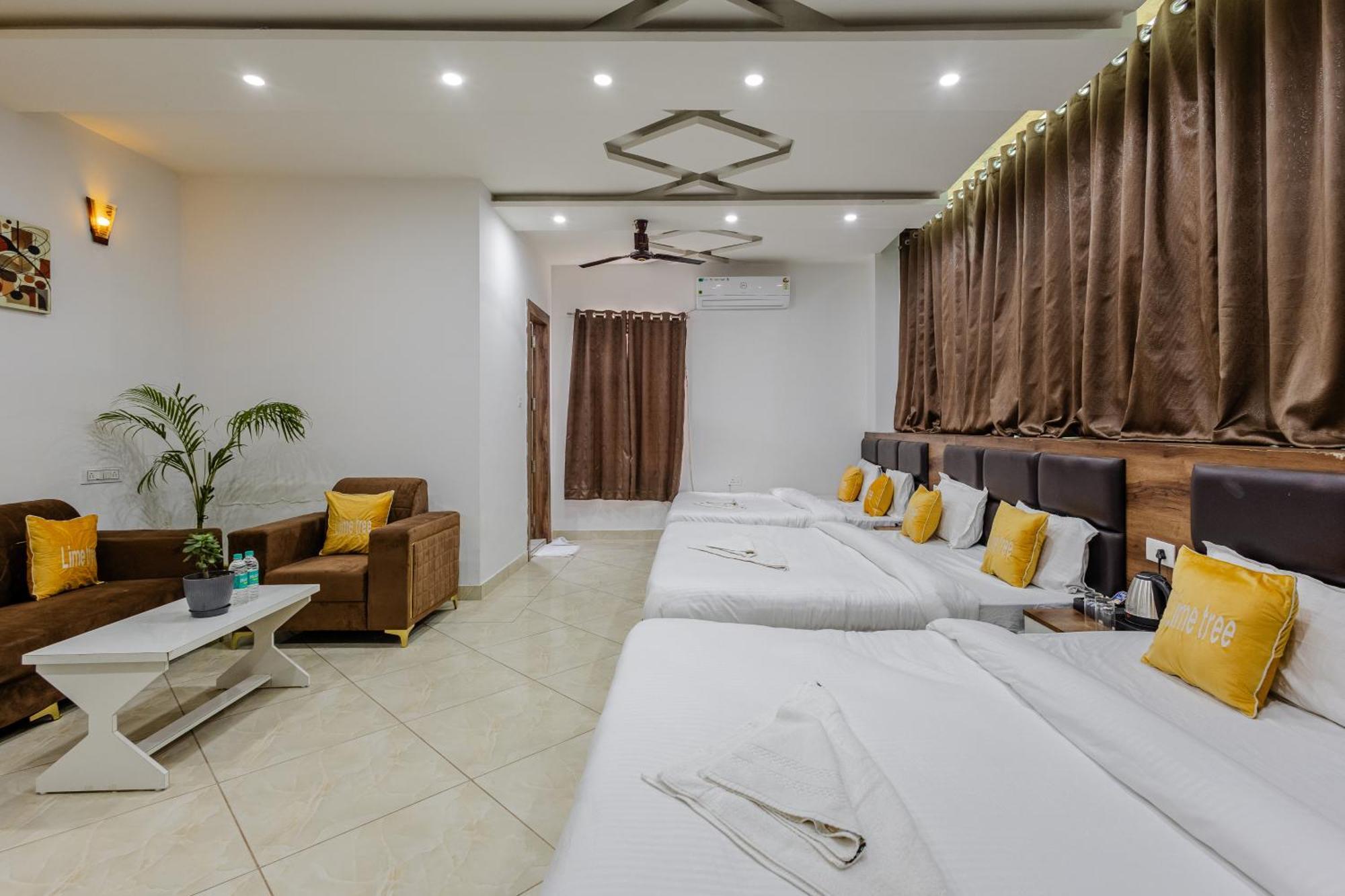 Lime Tree Hotel And Banquet Вриндавана Экстерьер фото